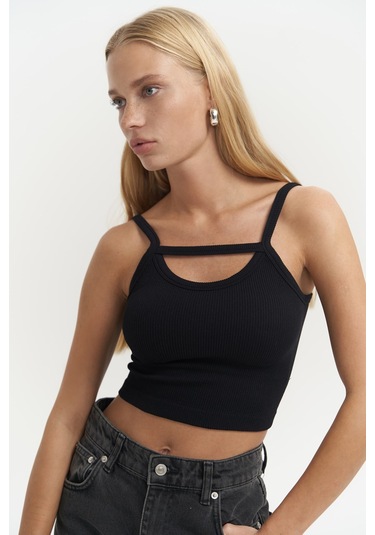 Noam Siyah Ön Detay Fitilli Crop Siyah