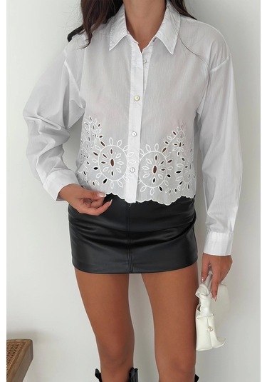Nakış Detaylı Dakron Gömlek Beyaz