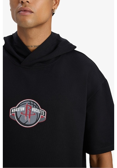 DeFactoFit NBA Houston Rockets Oversize Geniş Kalıp Kapüşonlu Sırt Baskılı Kısa Kollu Tişört D9898AX25SPBK81