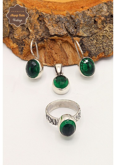 Zümrüt Taşlı Oval Model El İşçiliği Otantik Gümüş Üçlü Set 201024120 Gümüş