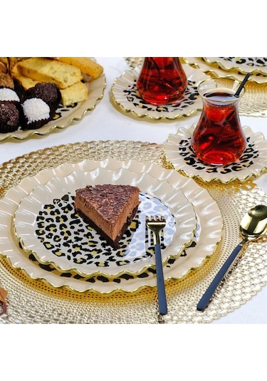 Glore Leopar Wavy Altın Yaldızlı 6 Kişilik Cam Pasta Tabağı Takımı 25098