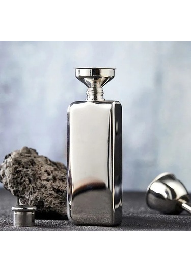 Lemestar 90ml Paslanmaz Çelik Şık Gümüş Renkli Seyahat İçin Pratik İçki Şişesi Gümüş