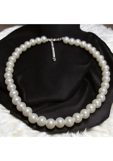 Klasik İnci Choker Kolye Beyaz