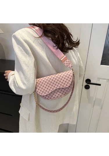 Siyah Yogodlns Kadın Eyer Omuzdan Askili Çanta Taşınabilir Kadın Debriyaj Çanta Çanta Crossbody Çanta Moda Bayanlar Küçük Postacı Çantası Siyah
