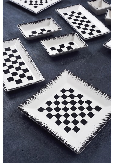 Piatti Naturali 12 Parça 4 Kişilik Dama Kahvaltı Takımı Handmade Sunum Set Siyah