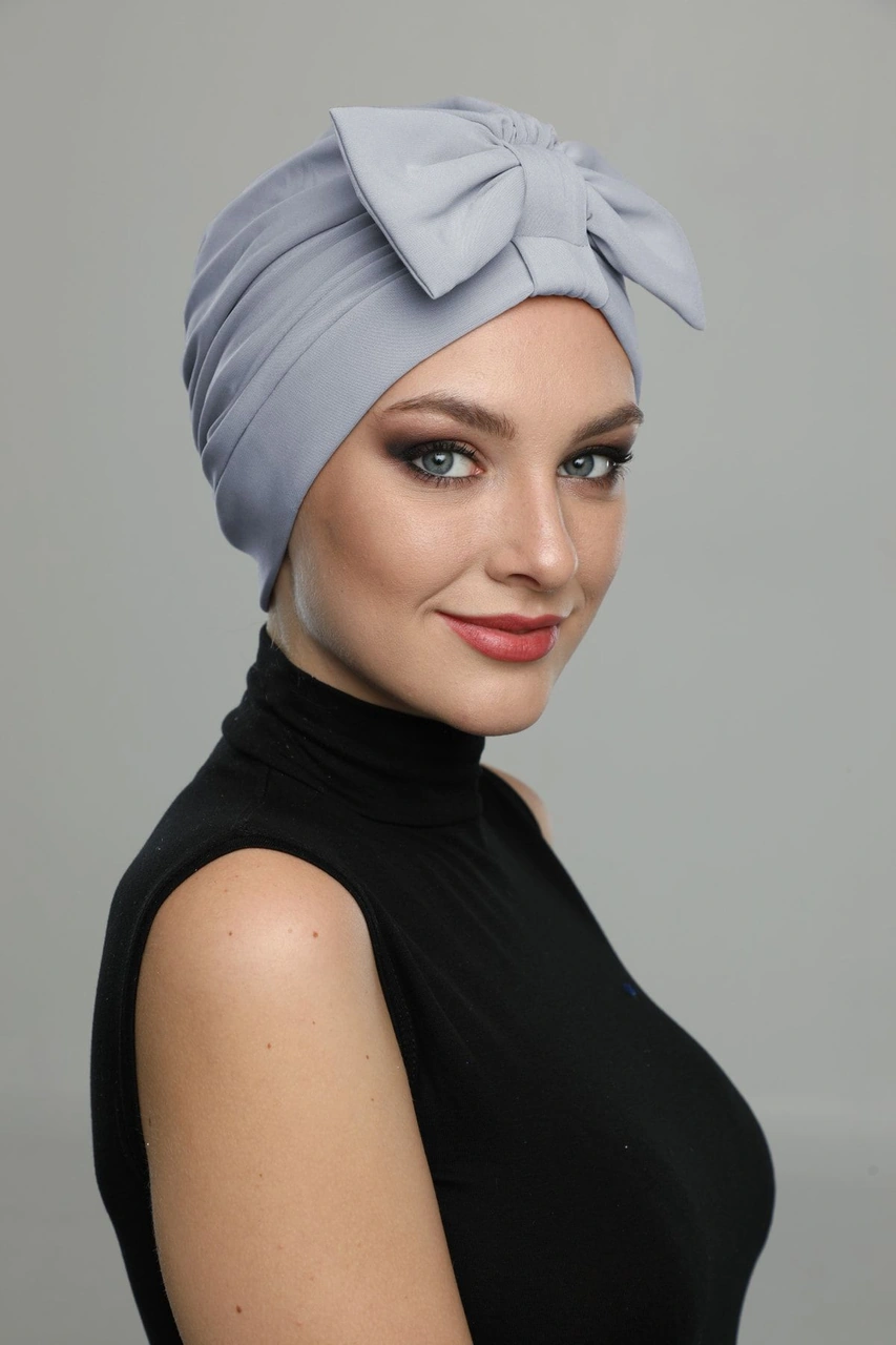 Fiyonklu Açık Gri Hazır Türban Tesettür Havuz Bonesi Açık Gri