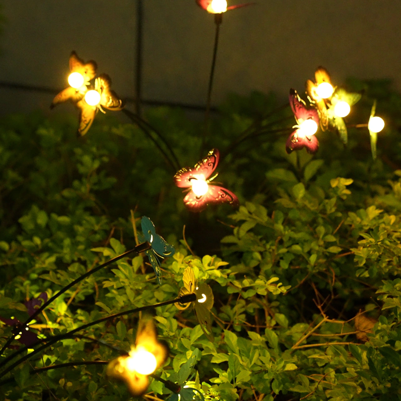 Yaleker Güneş Enerjili Bahçe Aydınlatması - Demir Çelik Kelebek Dekoratif Işık, Ip65 Su Geçirmez, Sıcak Işık, 6 Ayağa, 1 Adet Ilık Beyaz