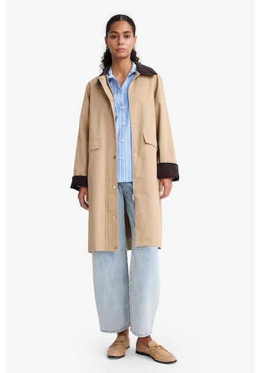 Defacto Regular Fit Kontrast Yaka Cepli Çıtçıtlı Pamuklu Trençkot E8594ax25aubg501 Bej Defacto Regular Fit Kontrast Yaka Cepli Çıtçıtlı Pamuklu Trençkot E8594ax25aubg501 Bej