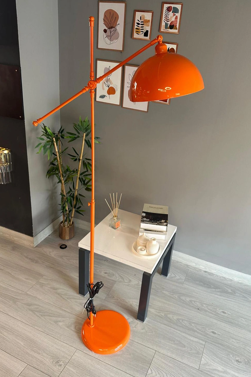 Turuncu Makas Gövde Lambader Hareketli Başlık Modern Dekoratif Metal Oturma Odası Çalışma Odası Zemin Lambası Turuncu