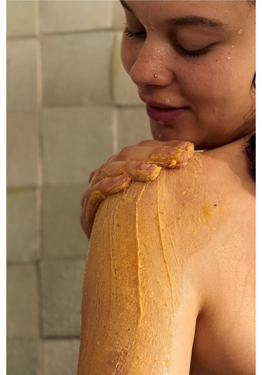 The Body Shop Spiced Orange Vücut Peelingi 250ml