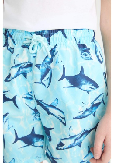 DeFacto Erkek Çocuk Köpek Balığı Desenli Deniz Şortu E7510A825HSTR230 DeFacto Erkek Çocuk Köpek Balığı Desenli Deniz Şortu E7510A825HSTR230