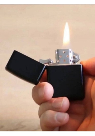 Siyah Metal Çakmak - Benzinli Çakmak - Benzinli Metal Çakmak