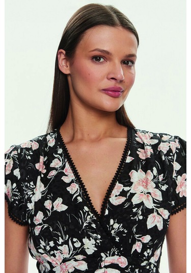 Guess Desenli Kadın Bluz Siyah