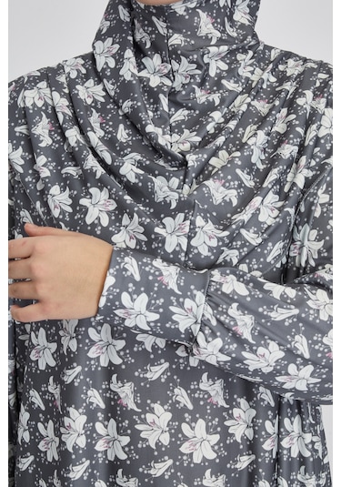 Pratik Tek Parça Manolya Desenli Namaz Elbisesi Füme