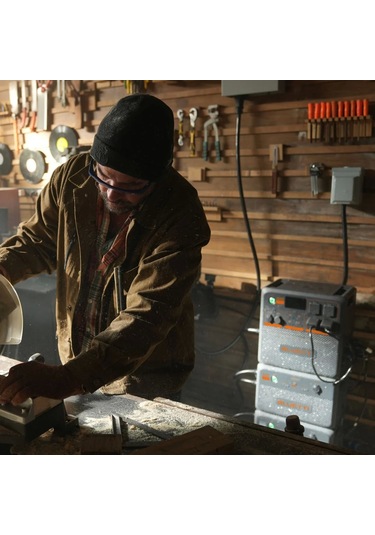 Bluetti Ac240p Ups 1843wh Kapasiteli Taşınabilir Güç Kaynağı