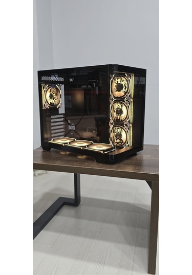 Anime Karakterli 7 Argb Fanlı 750w 80+ Bronze Power Supply Siyah Kavisli Cam Akvaryum Kasa