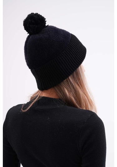 Peluş Ponponlu Bere Siyah