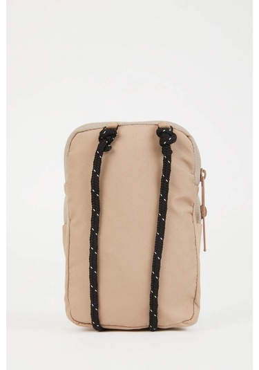 Defacto Erkek Çocuk Ultra Hafif Kumaş Telefon Çantası C2227A8NSBG26 Bej Defacto Erkek Çocuk Ultra Hafif Kumaş Telefon Çantası C2227A8NSBG26 Bej
