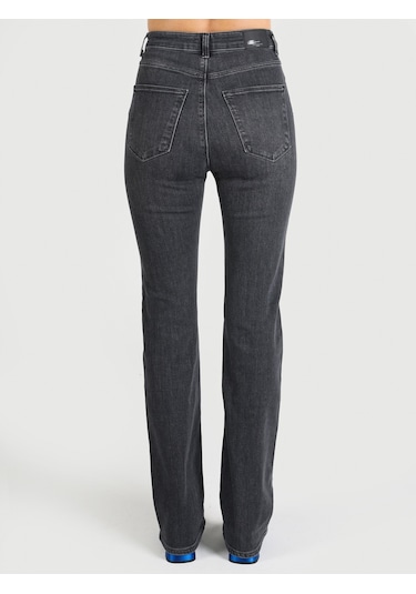 Colins 797 Cl1064452 Adel Flare Fit Dar Kesim Yüksek Bel İspanyol Paça Kadın Jean Siyah Mavi Colins 797 Cl1064452 Adel Flare Fit Dar Kesim Yüksek Bel İspanyol Paça Kadın Jean Siyah Mavi