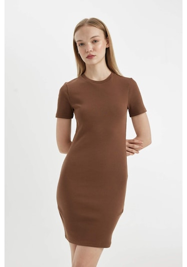 DeFacto Coool Bodycon Vücudu Saran Bisiklet Yaka Fitilli Kaşkorse Kısa Kollu Mini Elbise - C1503AX24SPBN321 DeFacto Coool Bodycon Vücudu Saran Bisiklet Yaka Fitilli Kaşkorse Kısa Kollu Mini Elbise - C1503AX24SPBN321