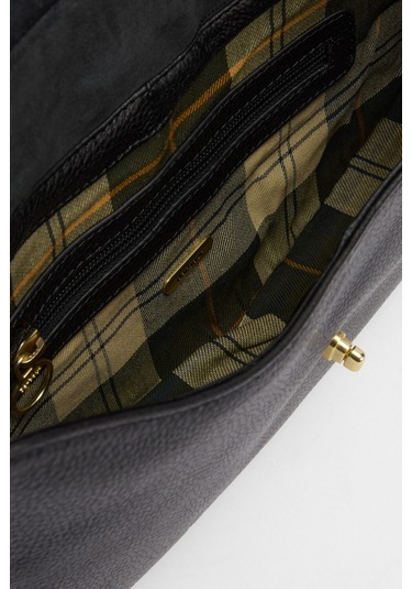 Barbour Alder Deri Kol Çantasıı Bk11 Black Siyah