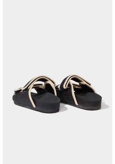 DeFacto Kız Çocuk Düz Taban Terlik E7810A825SMBK26 Siyah