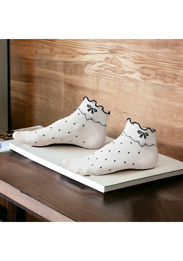 Shopiolog Sevimli Marul Desenli Bilek Çorabı Desen5 Siyah - Beyaz