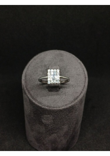 Baget Kesim Taşlı 925 Ayar Gümüş Yüzük Şık Ve Zarif Tasarım Gümüş