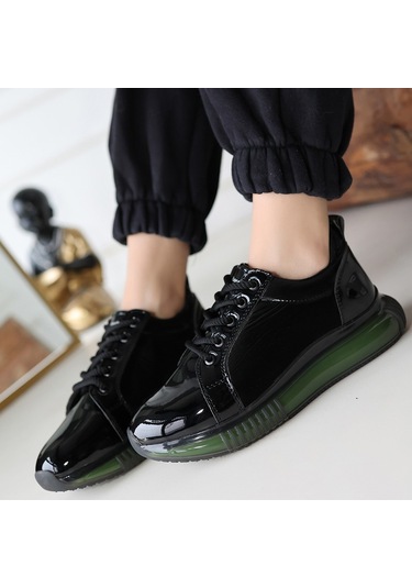 Piona Siyah Rugan Yeşil Tabanlı Spor Ayakkabı Siyah