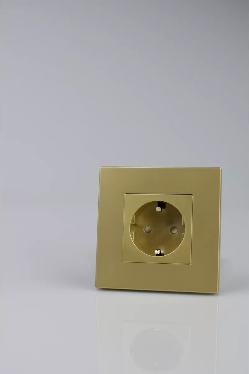 Vo'stabl Tekli Yuvarlak Plastik Altın Priz 182566876 101