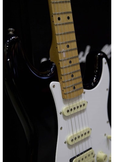 Kozmos Kst-57Hss-Gmn 57 Stratocaster Hss Bk - Siyah Elektro Gitar