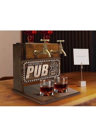 Bk Gift Kişiye Özel Kabartma İsimli Ve Tarihli Çift Musluklu Doğal Ahşap İçki Standı-29, İçki Standı, Doğum Günü Hediyesi, Ev Hediyesi Bitmeyen136530