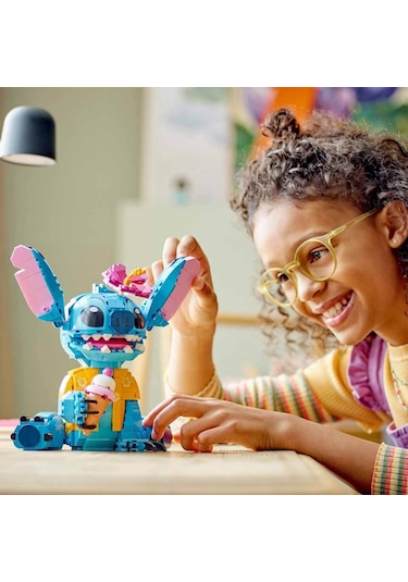 LEGO® Disney Stiç 43249 730 Parça