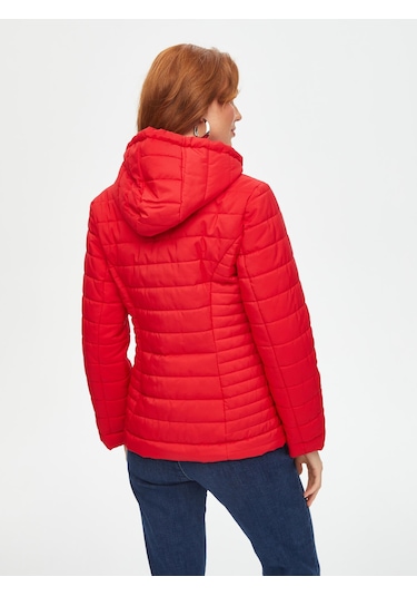 İçi Slogan Baskı Detaylı Renkli Kordonlu Kapitone Mont 69436 U6943641 Kırmızı