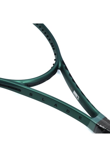 Wilson Blade Pro 98 18x20 V9 Tenis Raketi 305 Gr. Wr150411