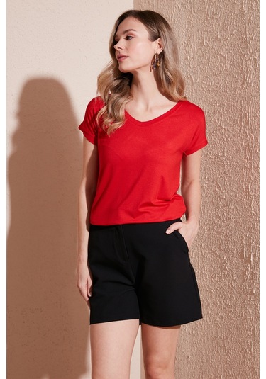 Lela V Yaka Rahat Kesim Yırtmaçlı Bayan Bluz 5862000 Kırmızı