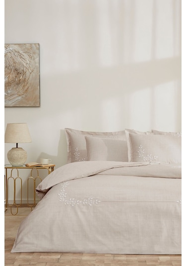 Özdilek Daniela Battal Boy Nakışlı Saten Nevresim Takımı Çok Renkli