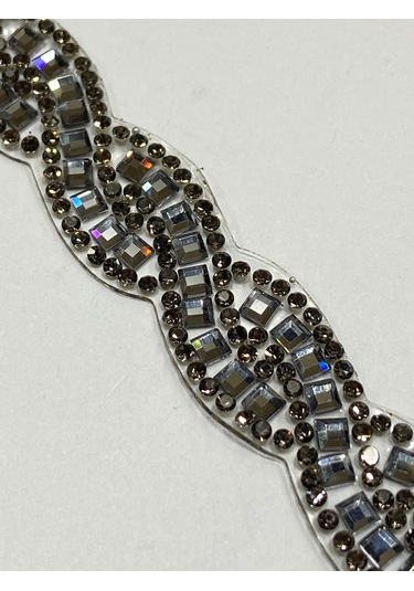 Ütü İle Yapışan Kristal Taşlı Örgü Model Şerit / 1 Metre / H21 - Siyah