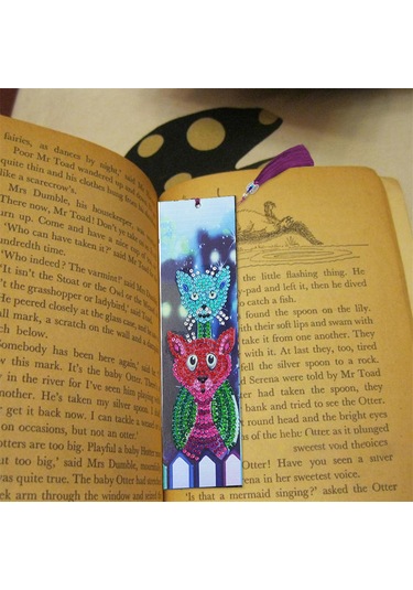 Symbee Sevimli Kedi Şekilli Deri Kitap Ayracı - 21x6cm Dıy Aksesuar