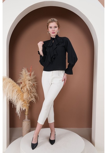 Fırfırlı Zarafet Bluz Siyah
