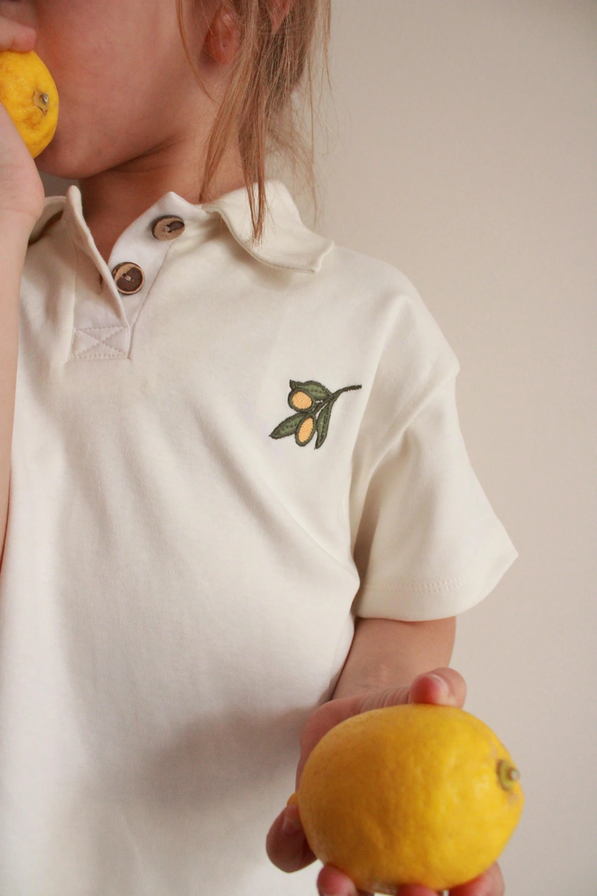 Zeytin Nakışlı Polo Yaka Şortlu Takım Ekru