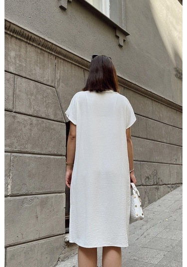 Ekru Kısa Kol, Polo Yaka, Dokulu Kumaş, Basic Kalıp/kesim, Aerobin Rahat Midi Elbise Ekru