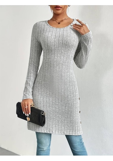 Leyla Sanat Sanata Yeni Bir Bakış Açısı Kadın Uzun Kollu Yuvarlak Yaka Yandan Yırtmaçlı Düğmeli Şardonlu Kaşkorse Bluz Gri Leyla Sanat Sanata Yeni Bir Bakış Açısı Kadın Uzun Kollu Yuvarlak Yaka Yandan Yırtmaçlı Düğmeli Şardonlu Kaşkorse Bluz Gri