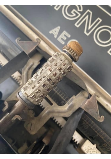 Aeg Mignon 4 Antika Daktilo - Koleksiyonluk Ahşap Kasalı Daktilo No3