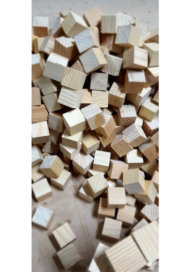 25x25x25mm 48 Adet Küp Blok Çam Ağacı