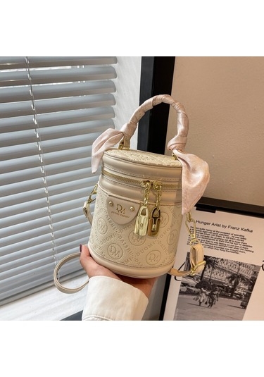 Lyon Üstdüzey Nişsilindir Gelçantası Kovaçancapraz Vücut Çantası - Beyaz Beyaaz