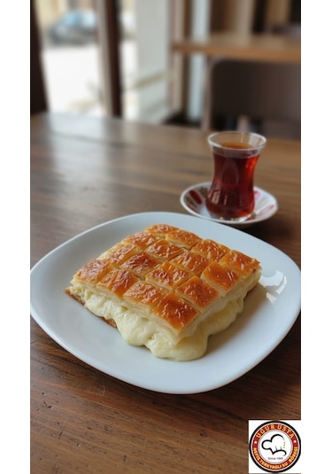 Uğur Usta Tereyağlı Su Böreği Kaşar Peynirli 1 KG
