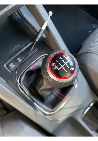 Jetta Mk6 Kırmızı Dikişli 5 İleri Vites Topuzu