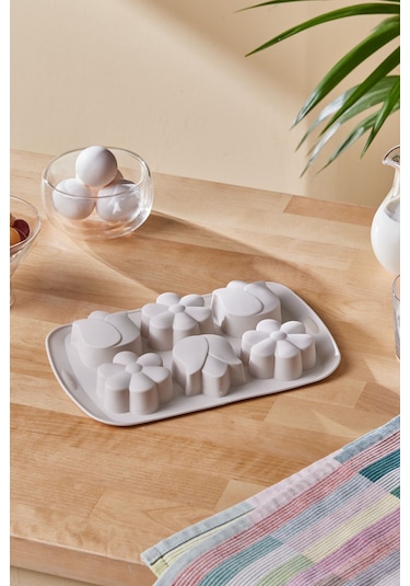 Crick Crack Harmony 6'lı Çiçekli Silikon Muffin Kalıbı