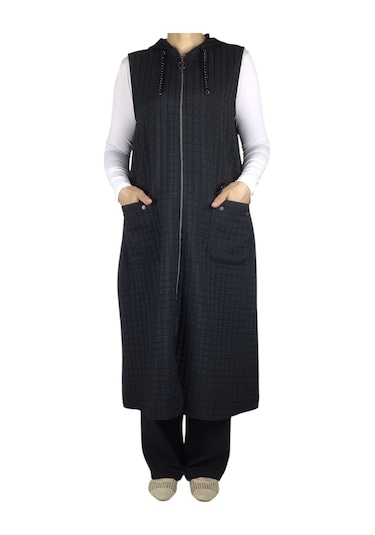 Önü Fermuarlı Kapüşonlu Üstten Cepli Kapitone Yelek Siyah